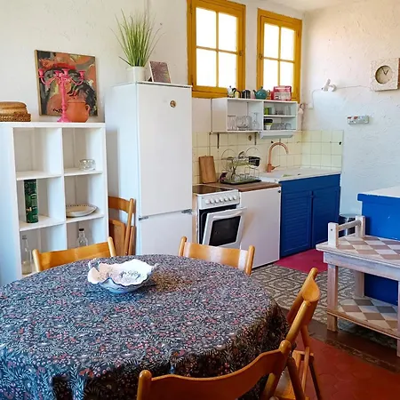 Apartmán Charming Seafront House